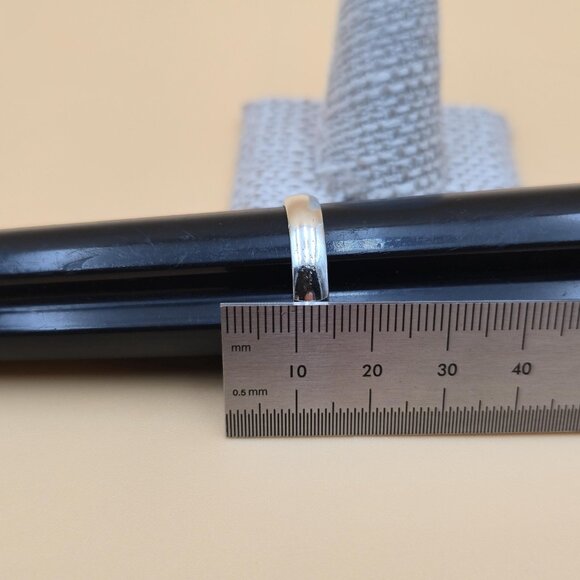 Size 12 Sterling Silver Unisex Large Simple Band Ring A5314 - Picture 7 of 8